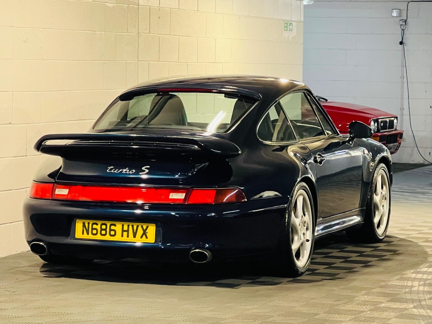 Used Porsche 911 for sale - 76138456: Photo 4