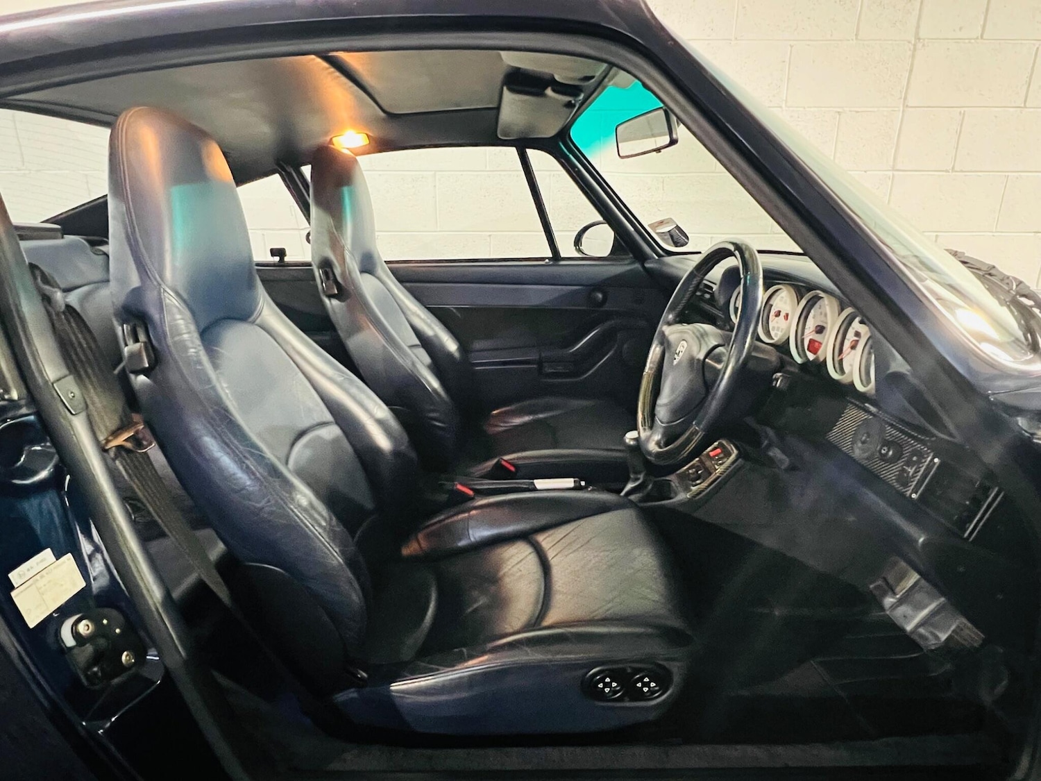 Used Porsche 911 for sale - 76138456: Photo 7