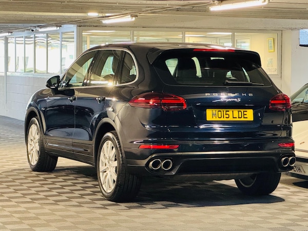 Used Porsche Cayenne 2015 for sale - 76135969: Photo 3
