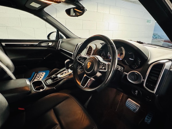 Used Porsche Cayenne 2015 for sale - 76135969: Photo 8