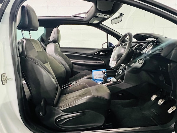 Used DS Automobiles DS 3 Cabrio 2016 for sale - 73133574: Photo 7