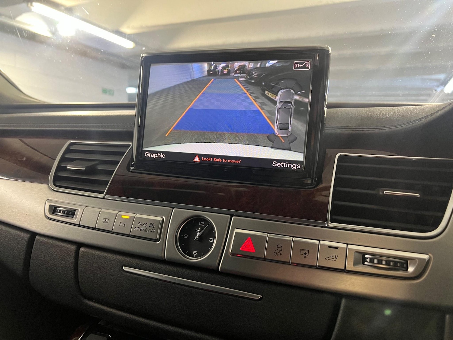 Used Audi A8 2013 for sale - 76988171: Photo 15