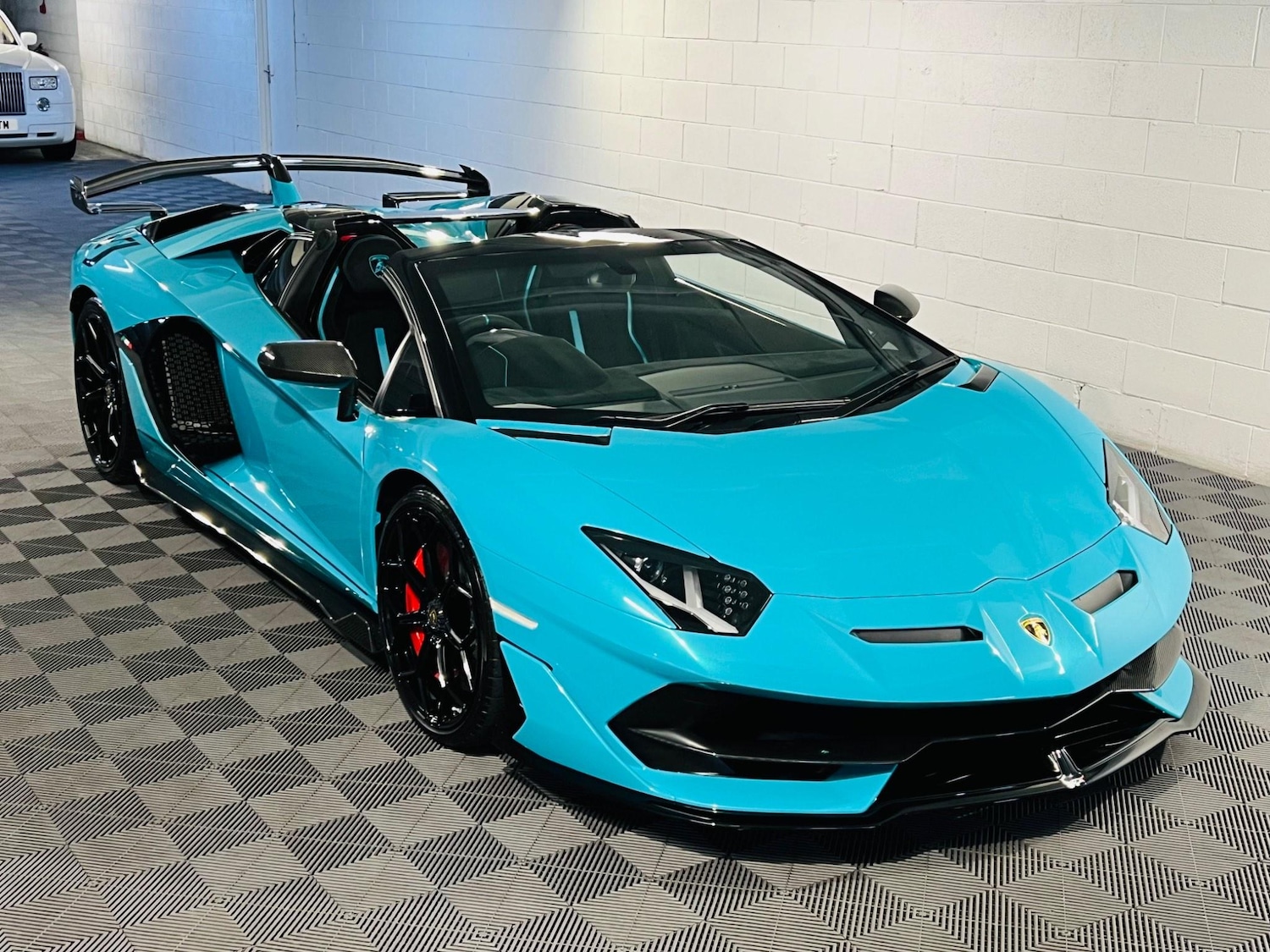 Used Lamborghini Aventador 2020 for sale - 73133572: Photo 60