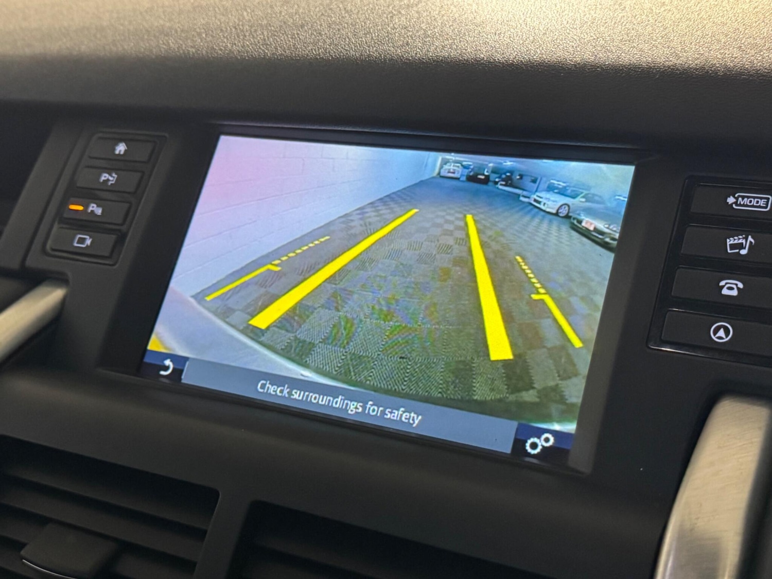 Used Land Rover Discovery Sport 2017 for sale - 77066740: Photo 15