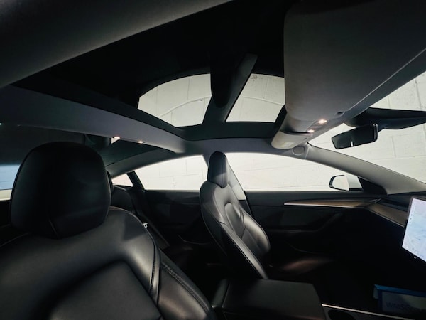 Used Tesla Model 3 2021 for sale - 76158833: Photo 12