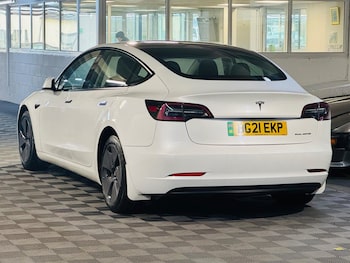 Used Tesla Model 3 2021 for sale - 76158833: Photo 3