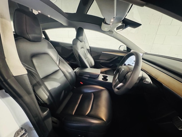 Used Tesla Model 3 2021 for sale - 76158833: Photo 7