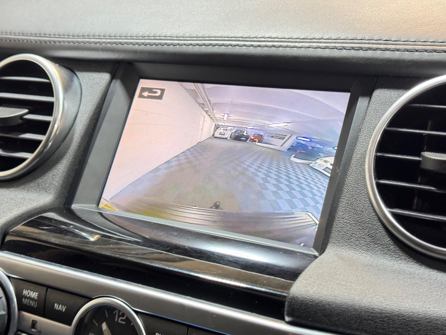 Used Land Rover Discovery 4 2016 for sale - 77671002: Photo 18