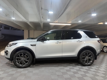 Used Land Rover Discovery Sport 2018 for sale - 77440177: Photo