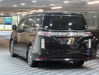 Used Nissan Elgrand 2016 for sale - 79540714: Photo