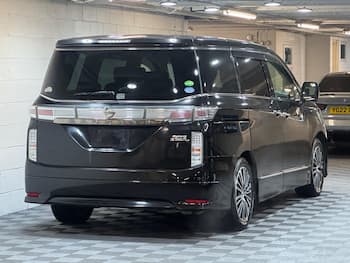 Used Nissan Elgrand 2016 for sale - 79540714: Photo