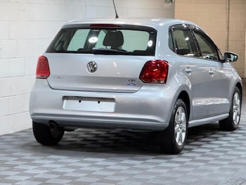 Used Volkswagen Polo 2011 for sale - 79472149: Photo