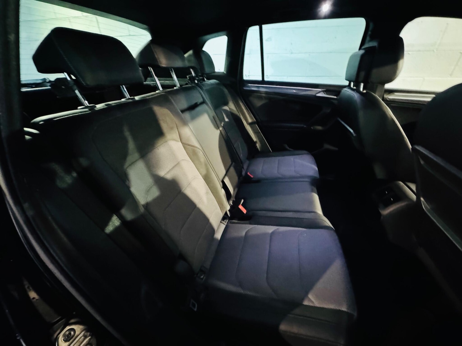 Used Volkswagen Tiguan 2017 for sale - 76925909: Photo 11