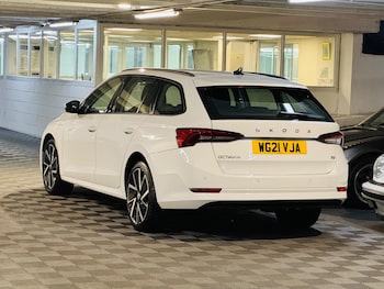 Used Skoda Octavia 2021 for sale - 76781050: Photo