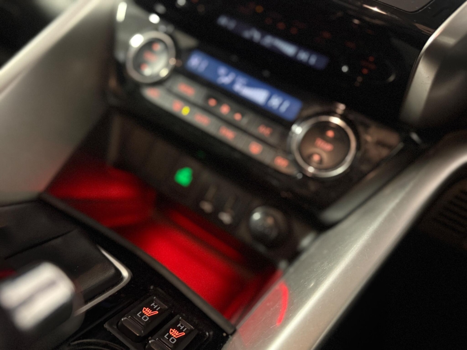 Used Mitsubishi Eclipse Cross 2018 for sale - 77215388: Photo 14