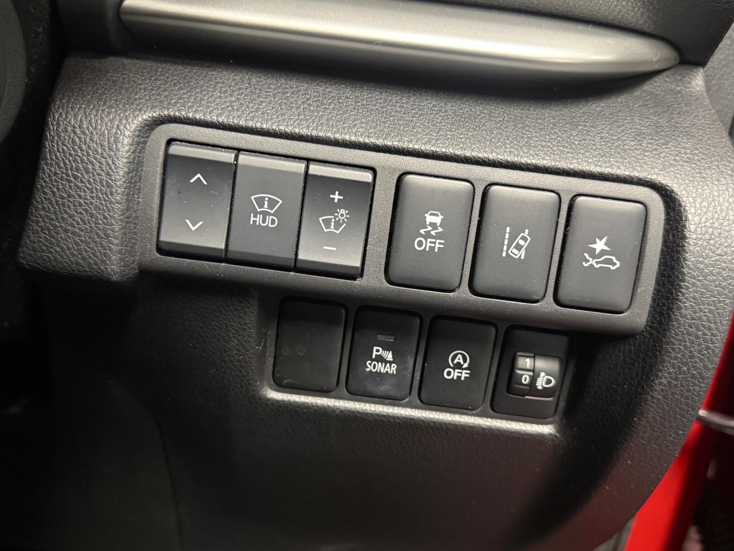 Used Mitsubishi Eclipse Cross 2018 for sale - 77215388: Photo 16