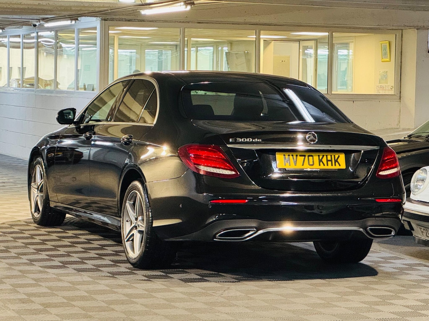 Used Mercedes-Benz E Class 2020 for sale - 77015390: Photo 3