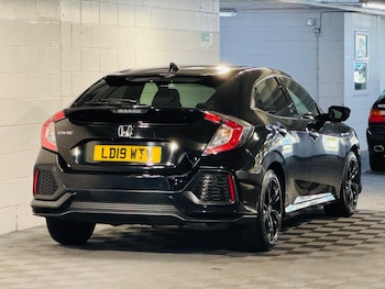 Used Honda Civic 2019 for sale - 75609675: Photo
