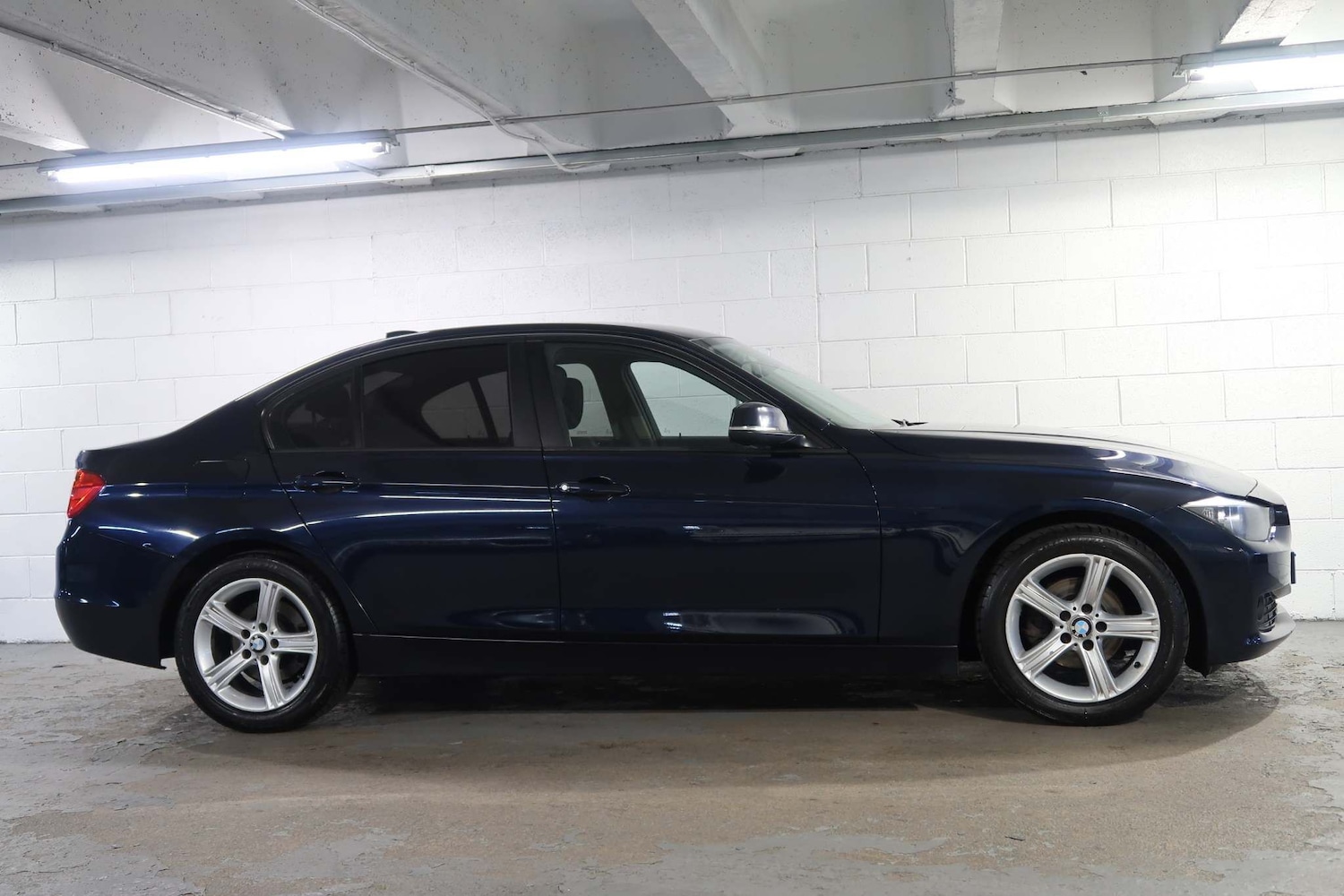 Used BMW 3 Series 2012 for sale - 76988085: Photo 5