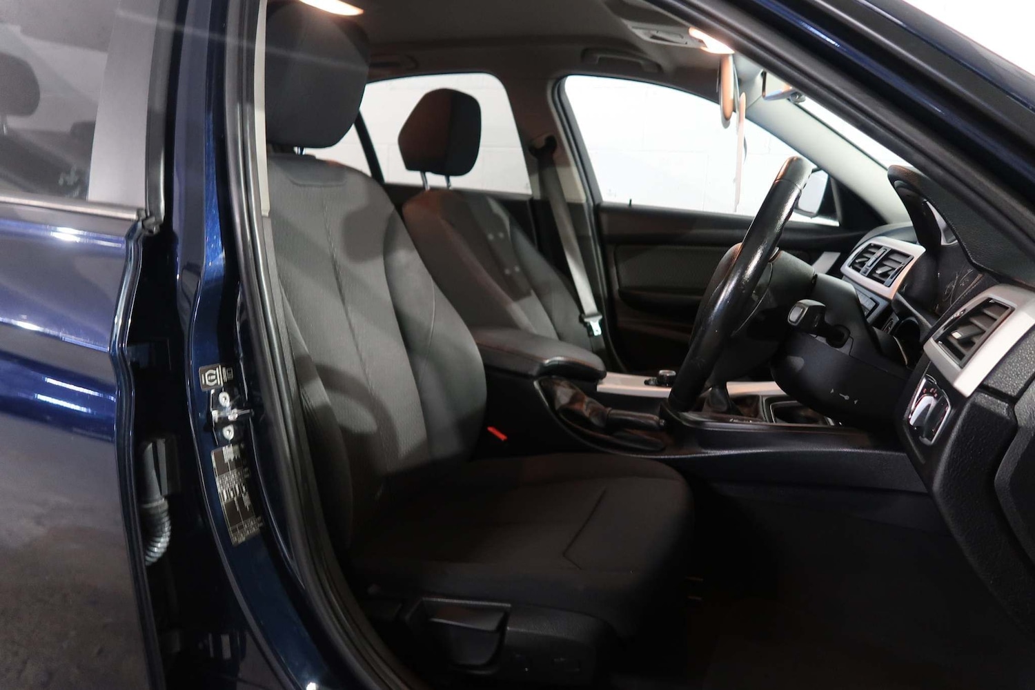 Used BMW 3 Series 2012 for sale - 76988085: Photo 7