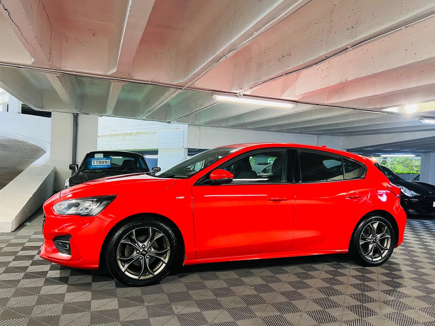 Used Ford Focus 2020 for sale - 76993408: Photo 2