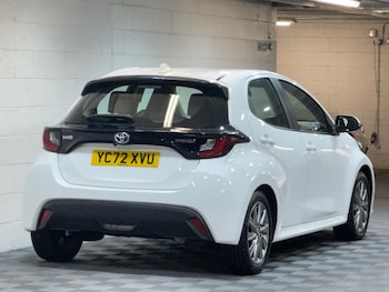 Used Toyota Yaris 2022 for sale - 79048904: Photo
