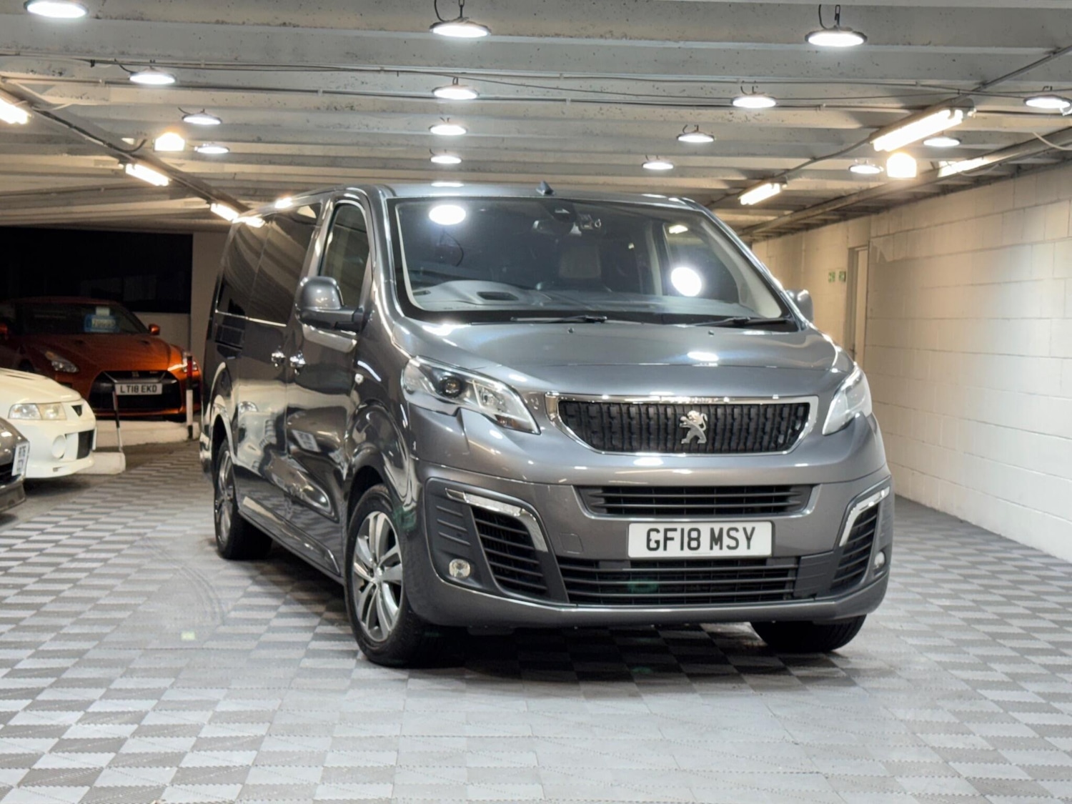 Used Peugeot Traveller 2018 for sale - 77523857: Photo 6