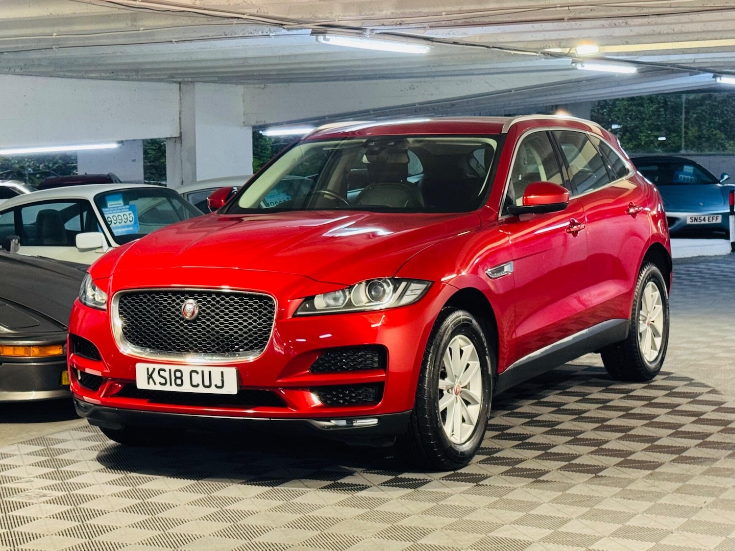 Used Jaguar F-Pace 2018 for sale - 76987713: Photo 6
