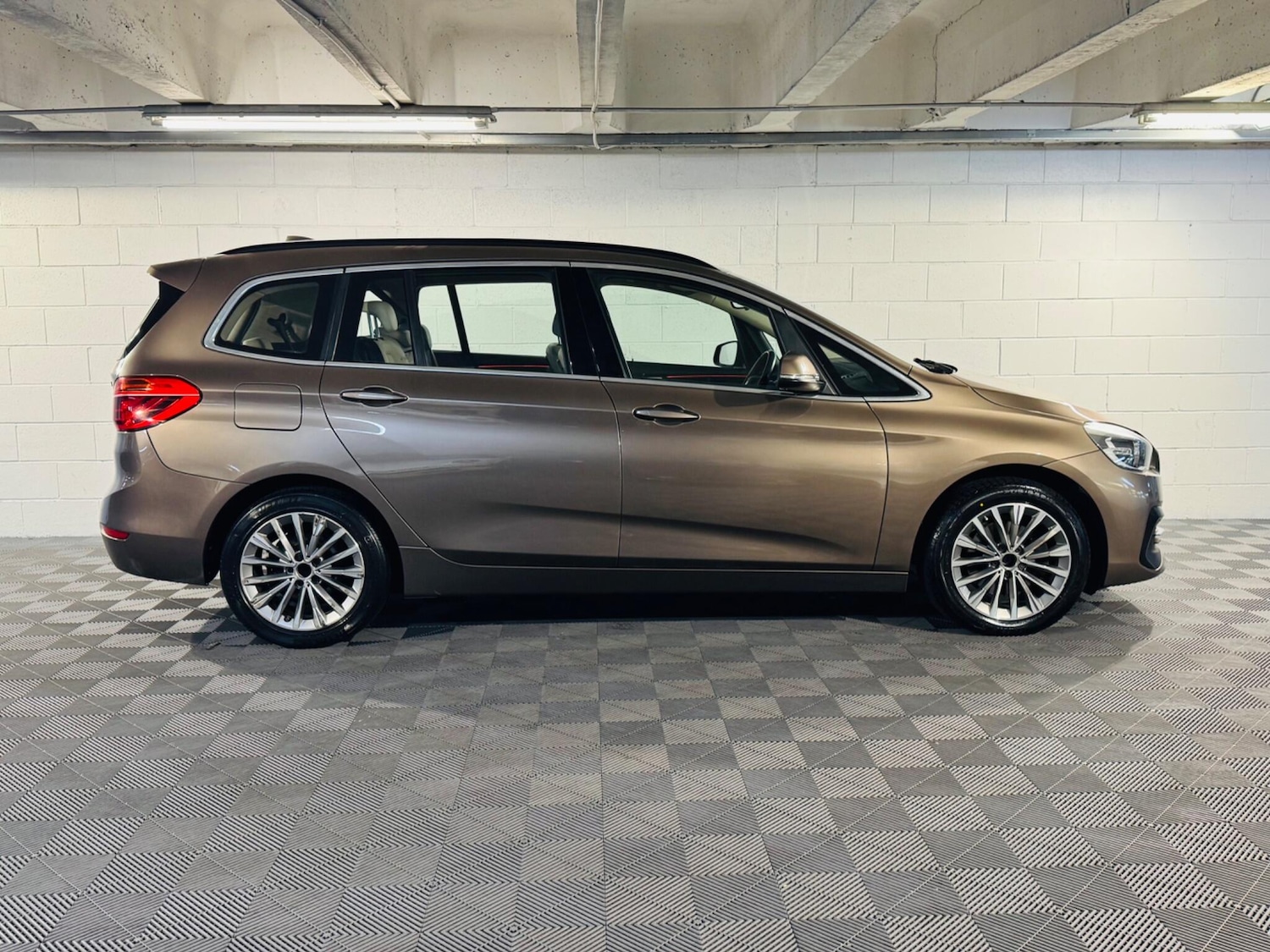 Used BMW 2 Series 2019 for sale - 76995431: Photo 5