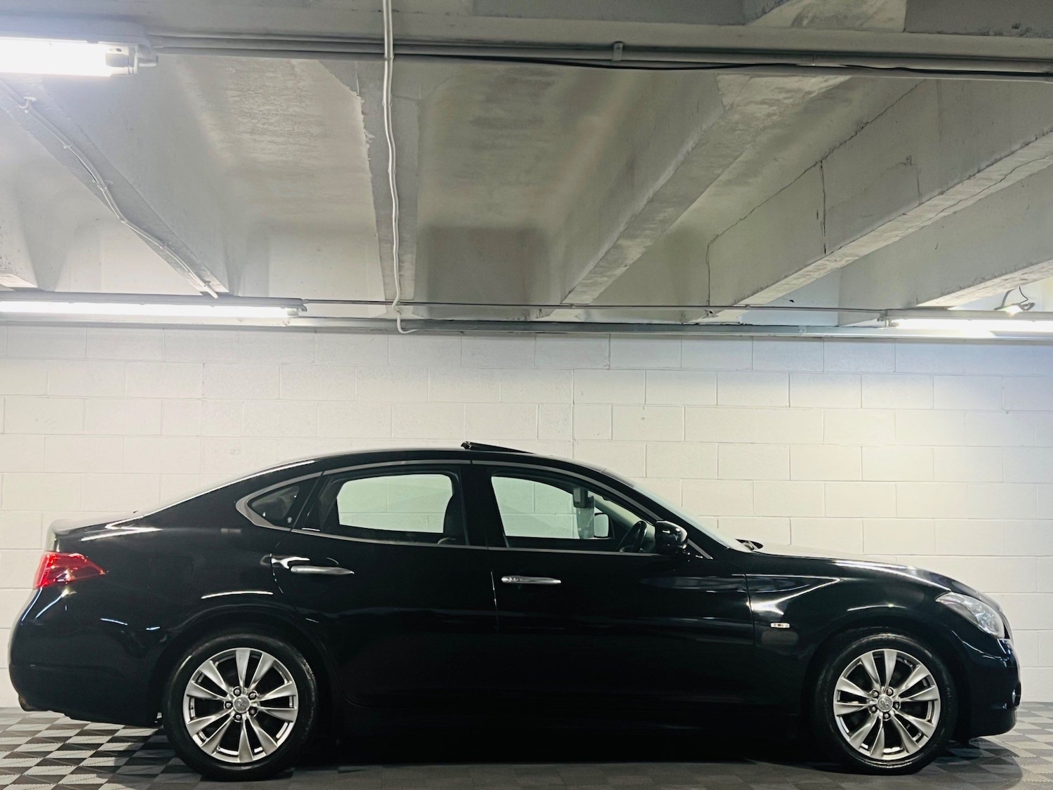 Used Infiniti M 2013 for sale - 76988117: Photo 5