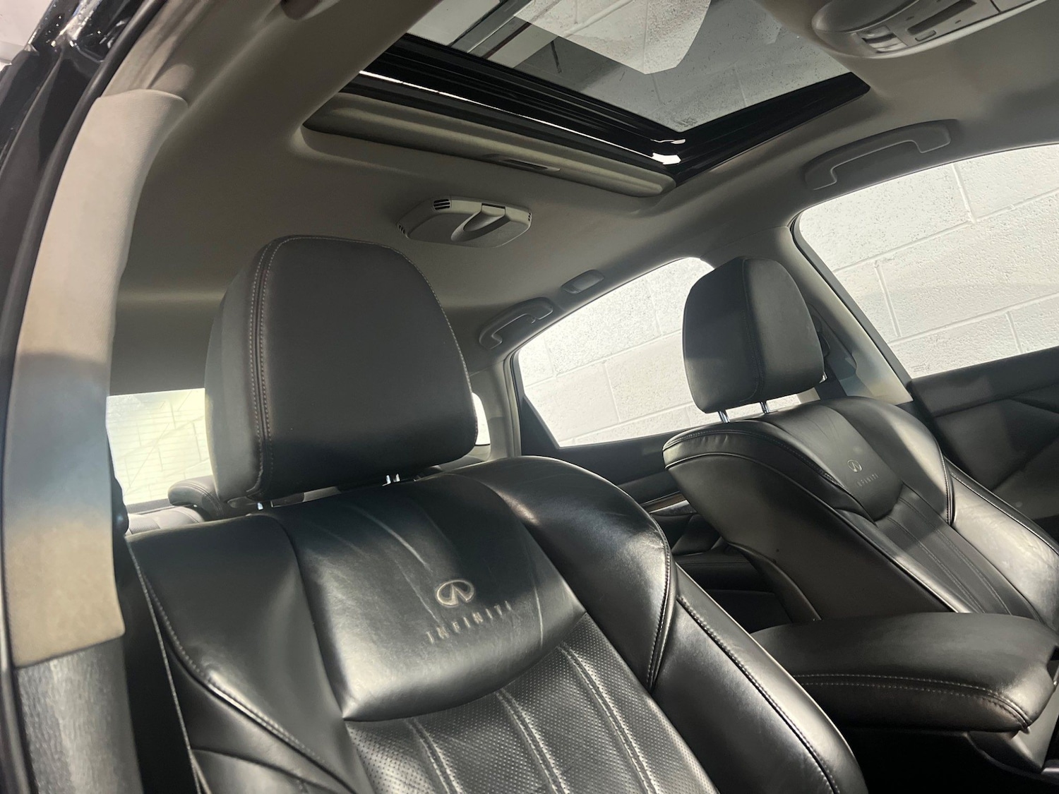 Used Infiniti M 2013 for sale - 76988117: Photo 8