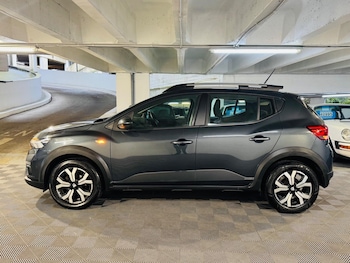 Used Dacia Sandero Stepway 2022 for sale - 76667213: Photo