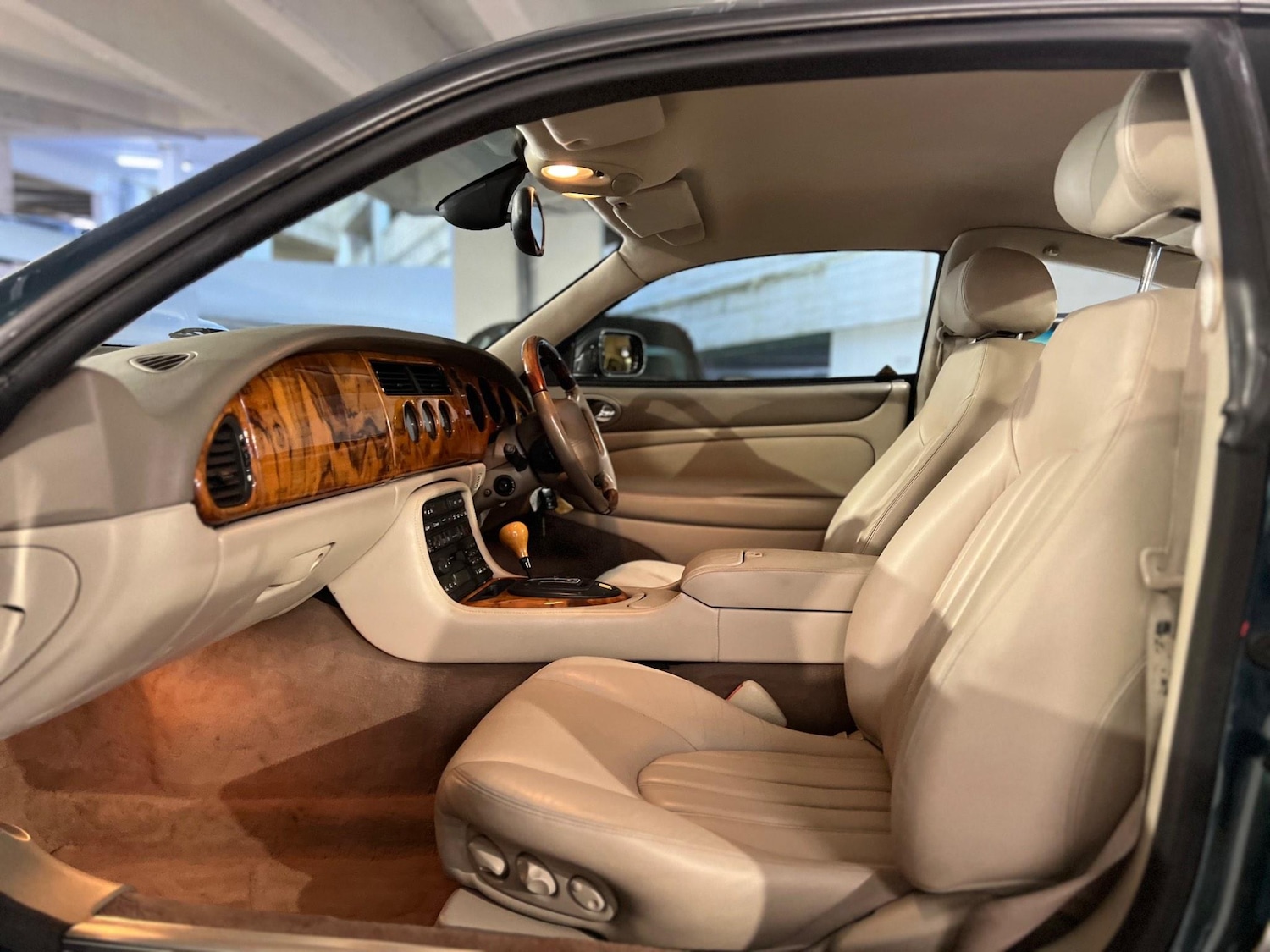 Used Jaguar XK8 2002 for sale - 77156473: Photo 9