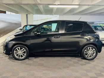 Used Toyota Yaris 2014 for sale - 74564208: Photo