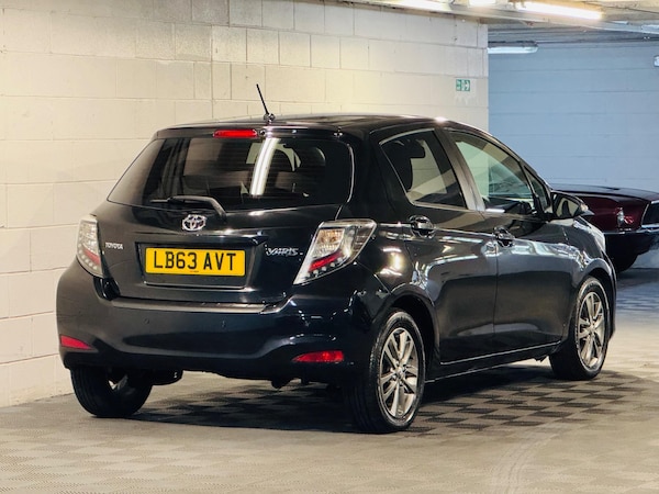 Used Toyota Yaris 2014 for sale - 74564208: Photo 4