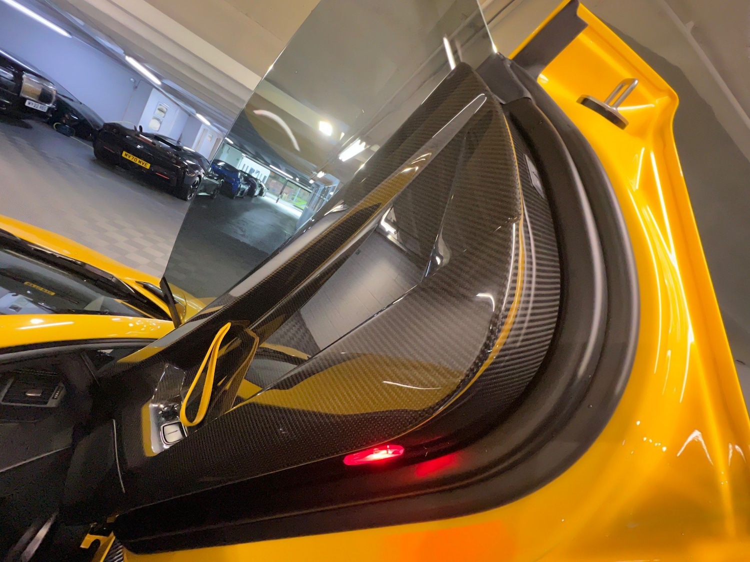 Used Lamborghini Aventador 2016 for sale - 76990571: Photo 14