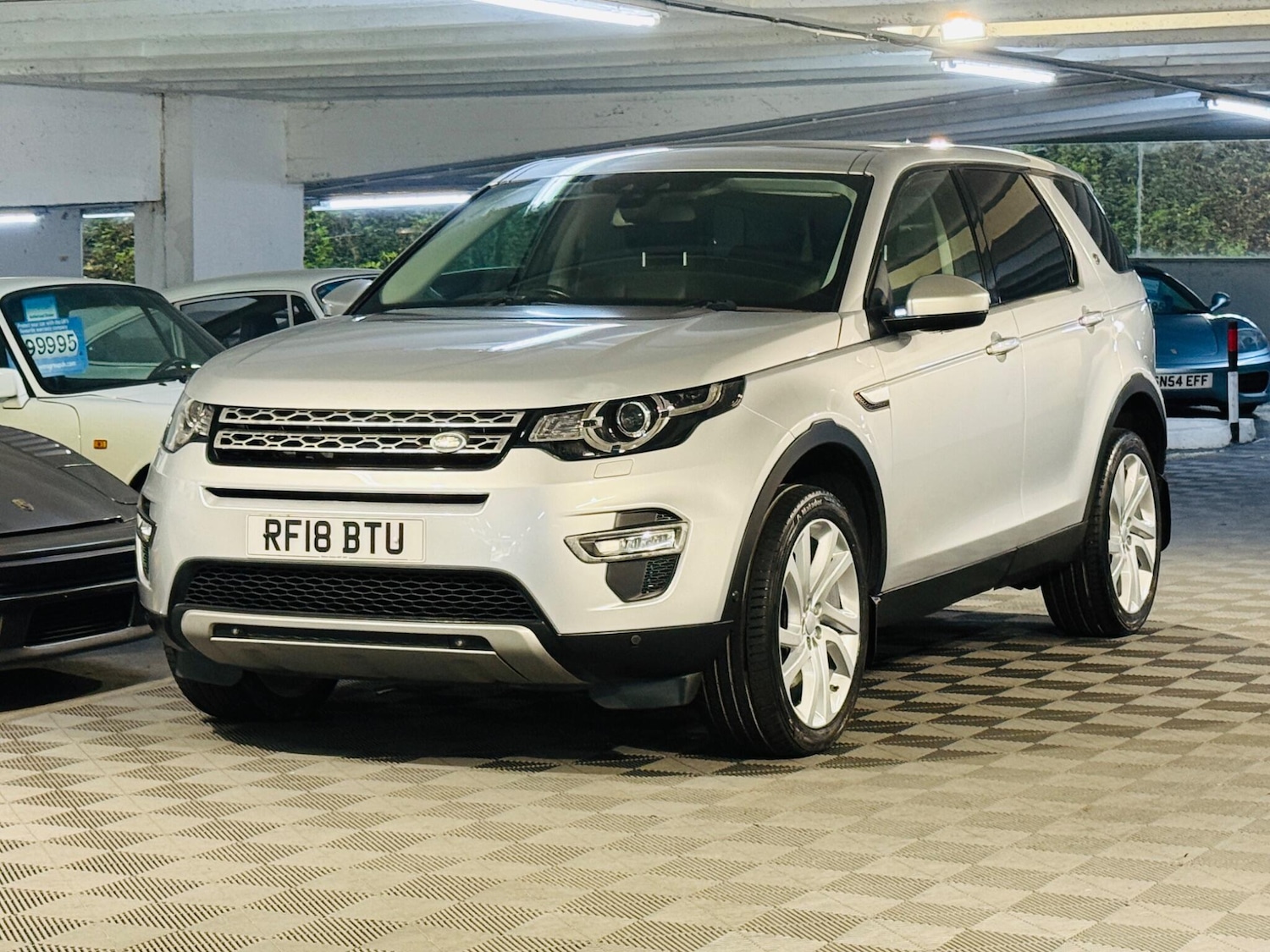 Used Land Rover Discovery Sport 2018 for sale - 76989473: Photo 6