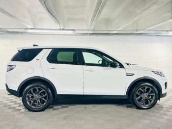 Used Land Rover Discovery Sport 2019 for sale - 74687157: Photo
