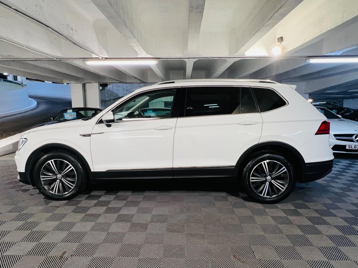 Used Volkswagen Tiguan Allspace 2018 for sale - 76993315: Photo 2