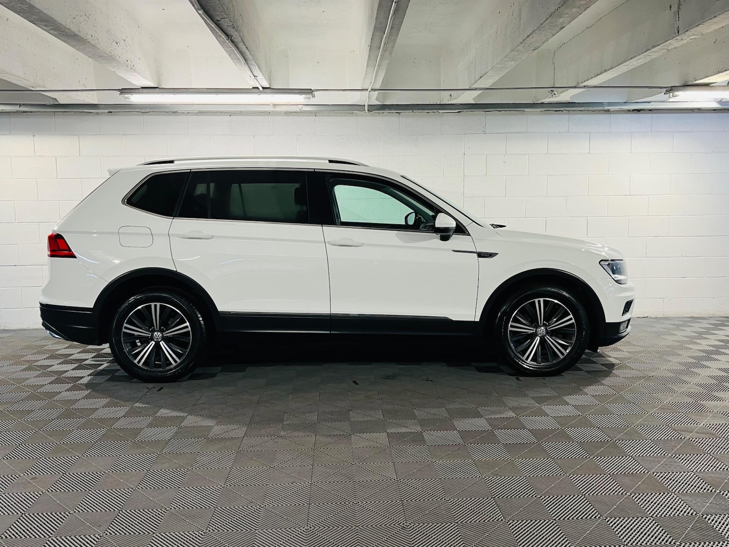 Used Volkswagen Tiguan Allspace 2018 for sale - 76993315: Photo 5