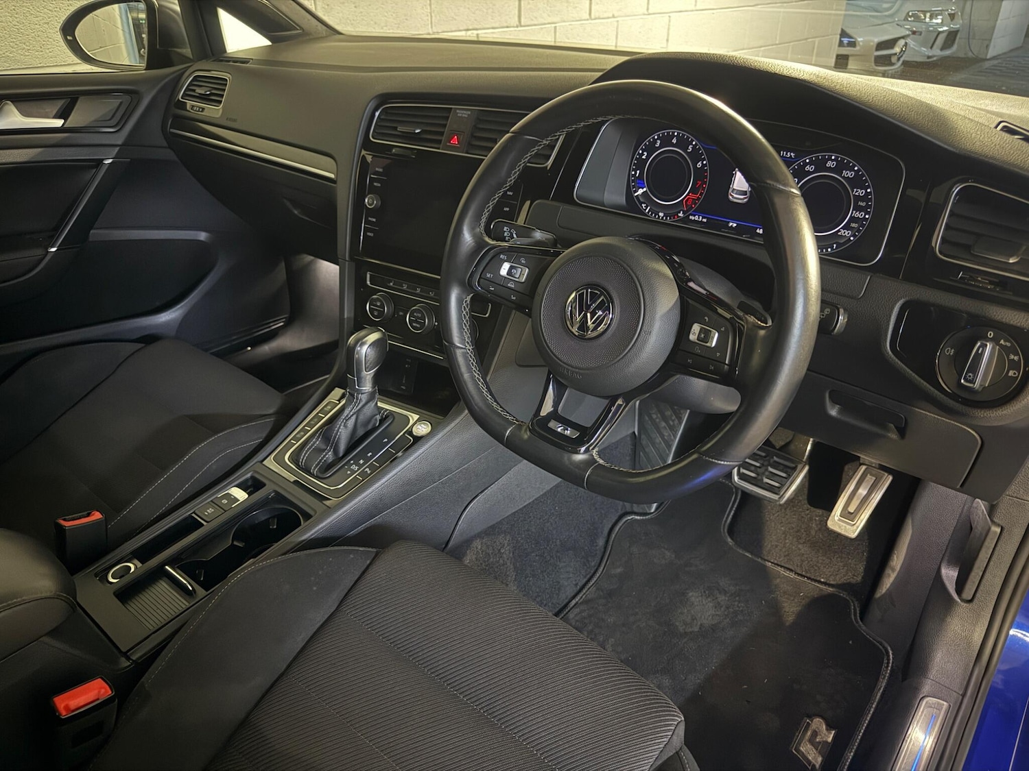 Used Volkswagen Golf 2018 for sale - 76991962: Photo 8