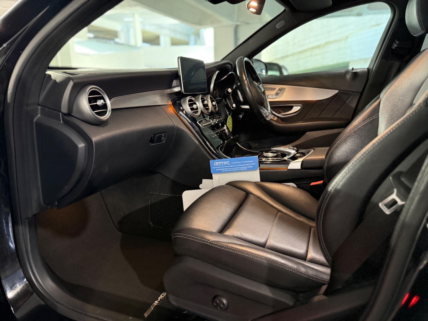 Used Mercedes-Benz C Class 2014 for sale - 76993922: Photo 11