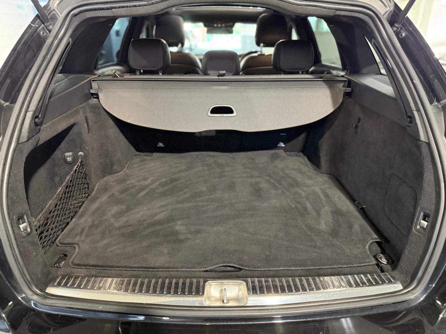 Used Mercedes-Benz C Class 2014 for sale - 76993922: Photo 17