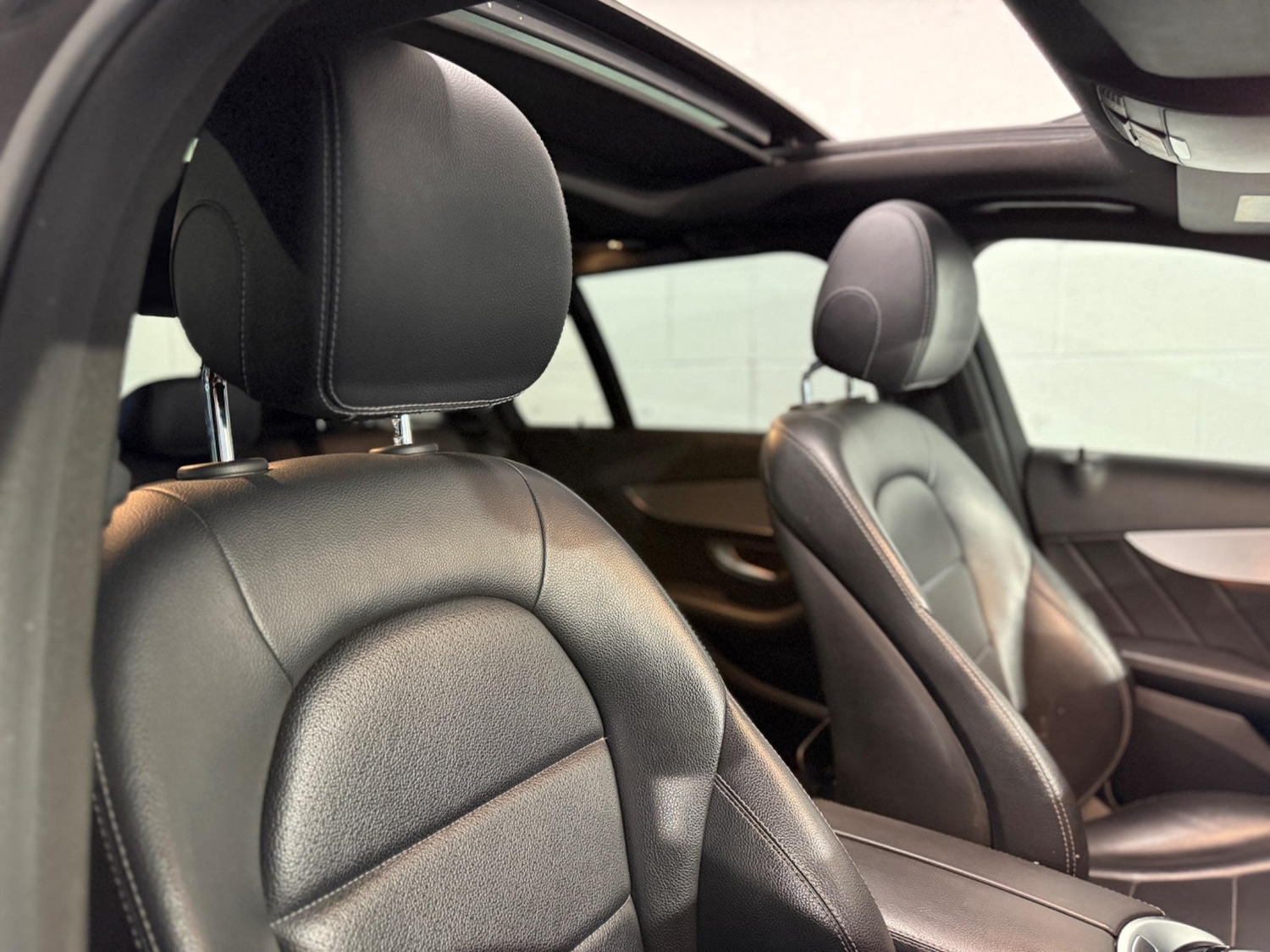 Used Mercedes-Benz C Class 2014 for sale - 76993922: Photo 8