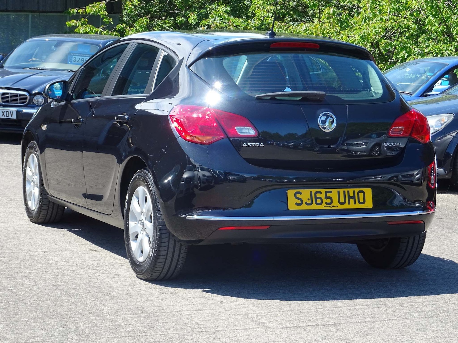 Used Vauxhall Astra 2015 for sale - 76988081: Photo 3