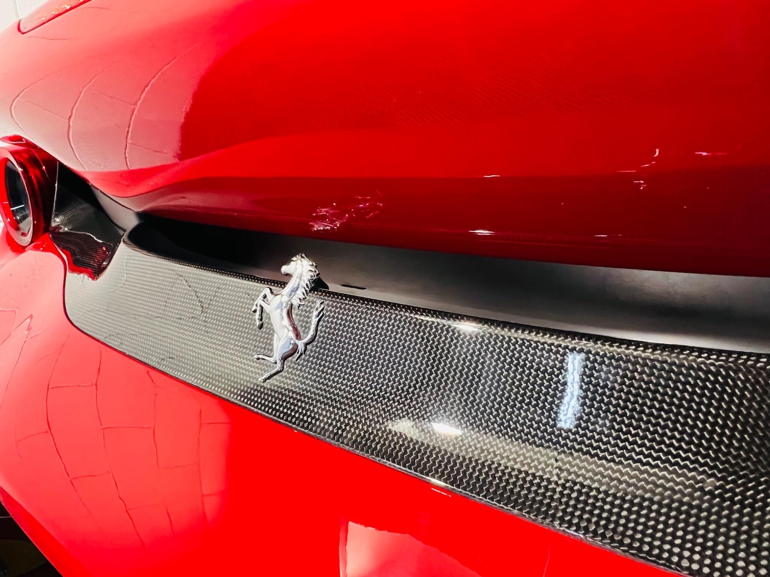 Used Ferrari 488 2019 for sale - 76988931: Photo 21