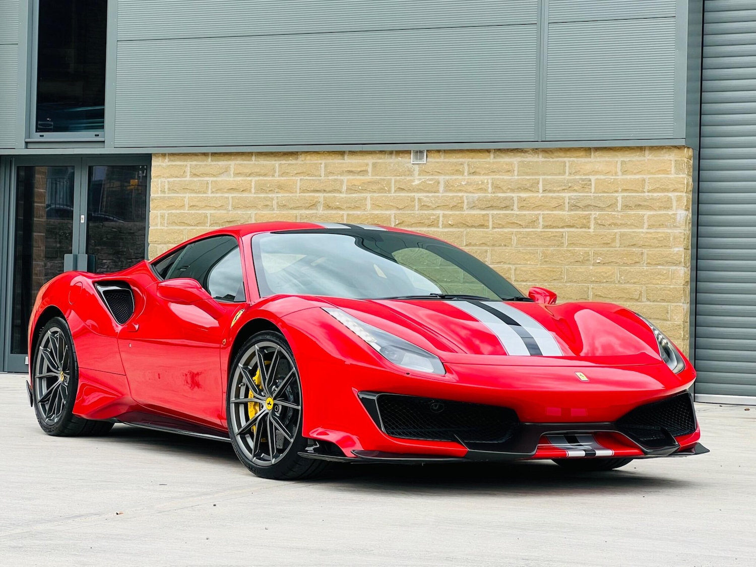 Used Ferrari 488 2019 for sale - 76988931: Photo 26