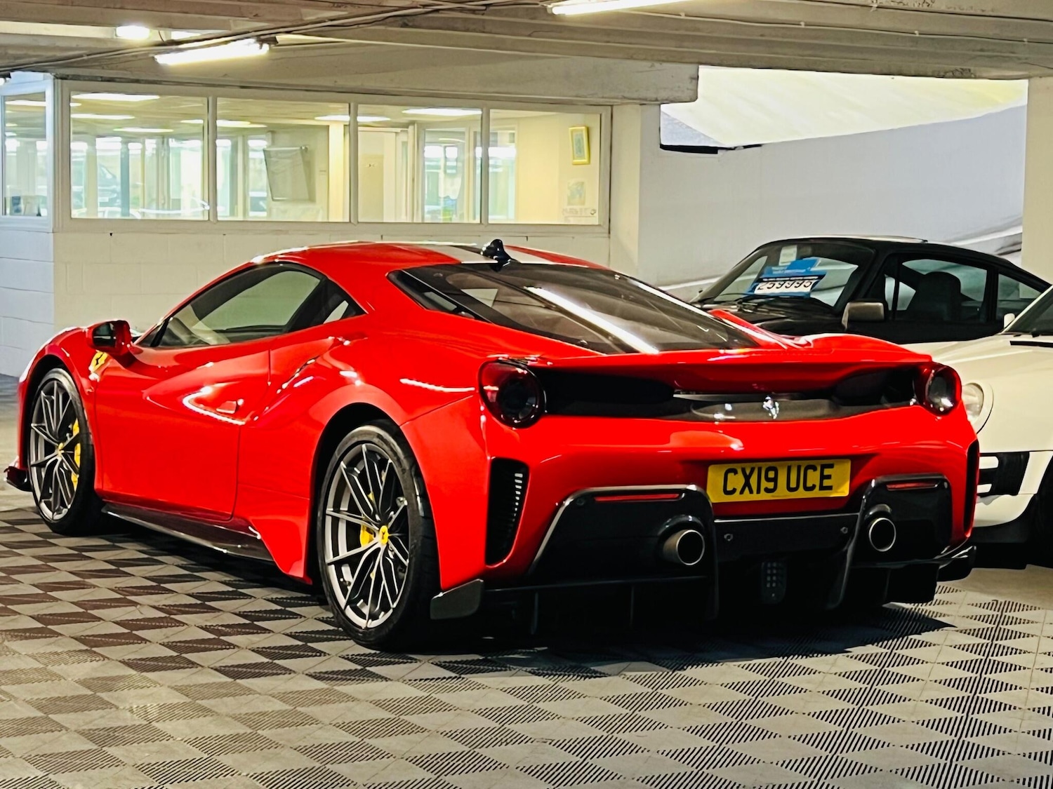 Used Ferrari 488 2019 for sale - 76988931: Photo 28