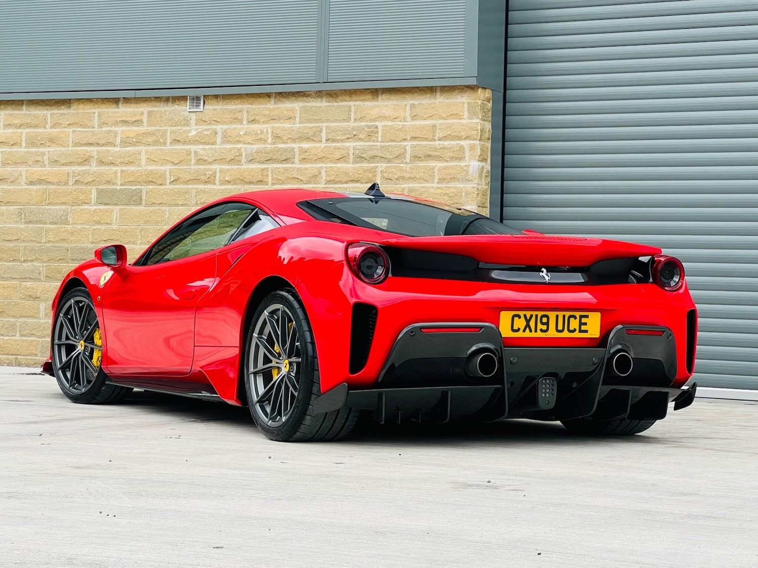 Used Ferrari 488 2019 for sale - 76988931: Photo 4