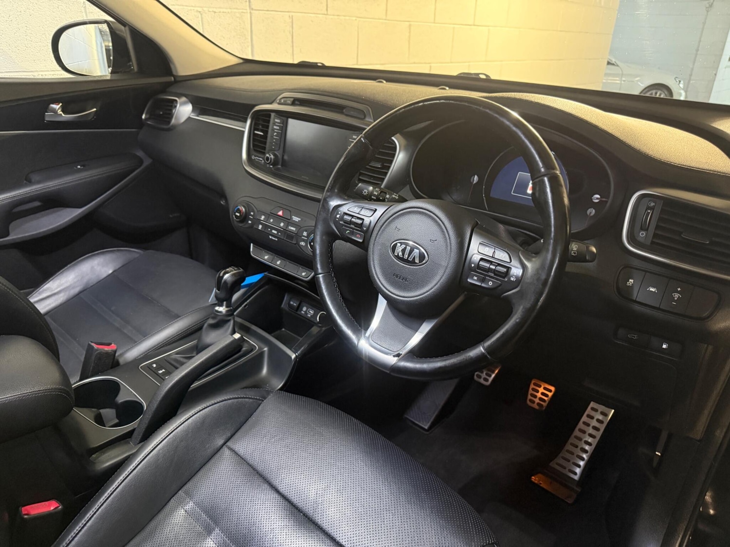 Used Kia Sorento 2016 for sale - 77191879: Photo 8